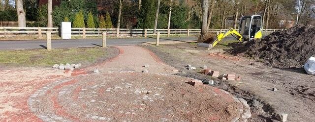 Am Trafohäuschen geht`s voran