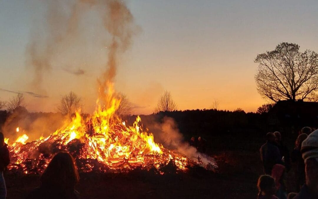 Osterfeuer gut besucht
